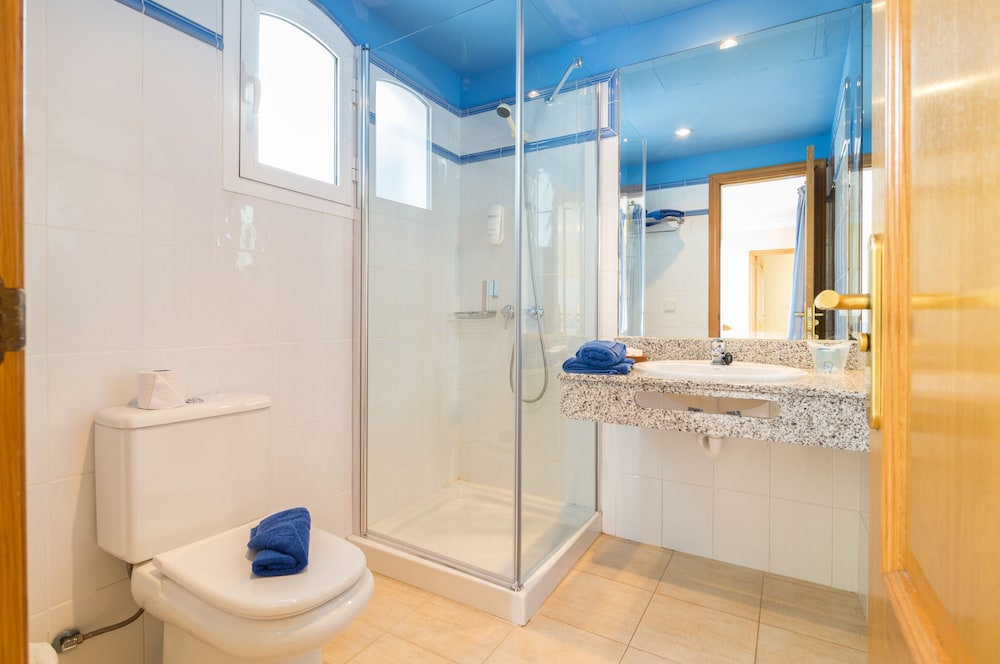 2 bedroom hydromassage plus apartment del hotel Apartamentos LIVVO Coloradamar. Foto 5