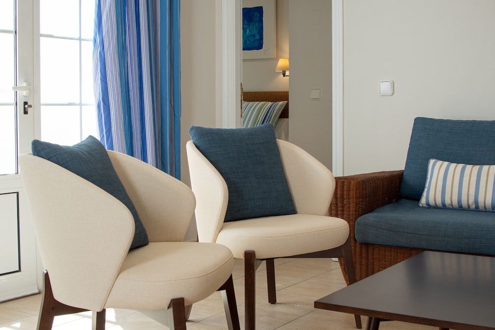 2 bedroom Bali plus apartment del hotel Apartamentos LIVVO Coloradamar. Foto 1