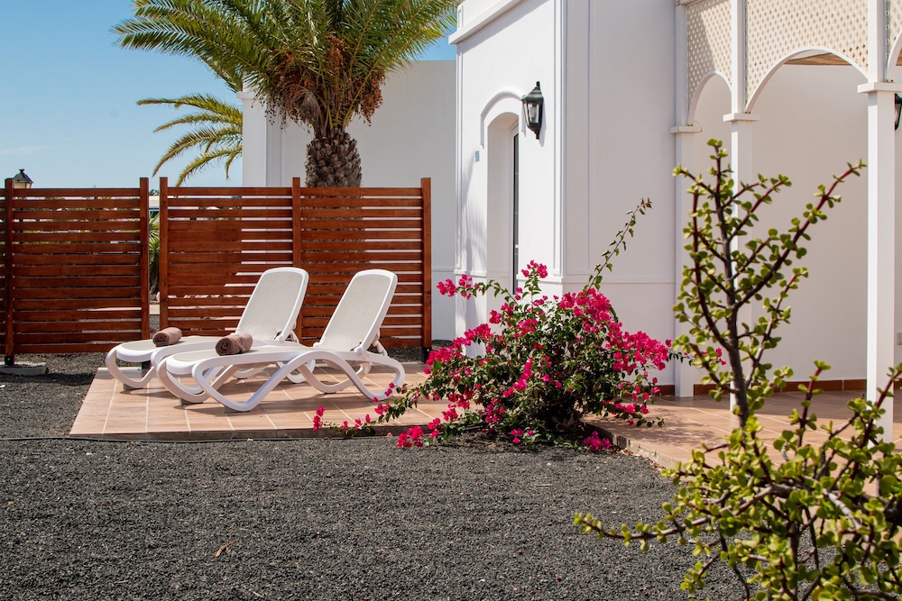 2 bedroom Bali plus apartment del hotel Apartamentos LIVVO Coloradamar. Foto 11