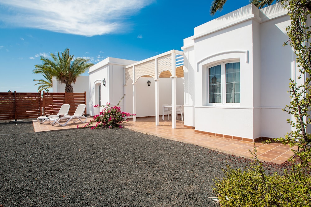 2 bedroom Bali plus apartment del hotel Apartamentos LIVVO Coloradamar. Foto 12