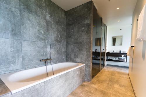 Suite del hotel Fosshotel Glacier Lagoon. Foto 11
