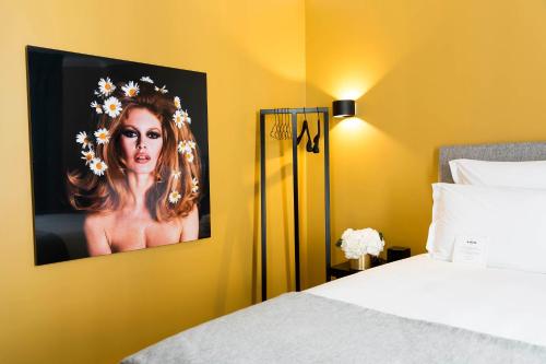 Habitación Doble Superior con balcón del hotel Mathis. Foto 3