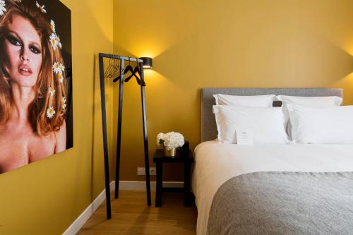 Habitación Doble Superior con balcón del hotel Mathis. Foto 5