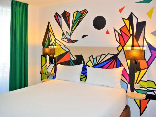 Habitación Doble Estándar del hotel Ibis Styles Paris Maine Montparnasse. Foto 2