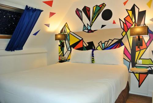 Habitación Doble Estándar del hotel Ibis Styles Paris Maine Montparnasse. Foto 17