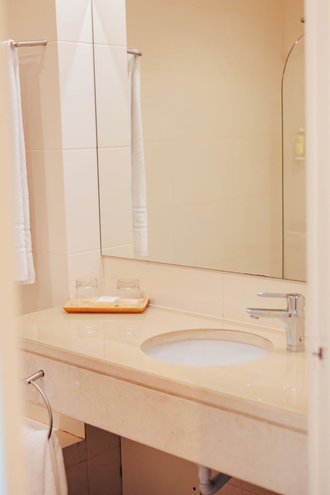 Habitación estándar doble del hotel Star Inn Peniche. Foto 4