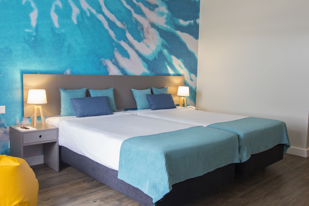 Habitación estándar con 1 cama doble o 2 individuales (2 Adults and 1 Child up to 12 Yrs) del hotel Star Inn Peniche