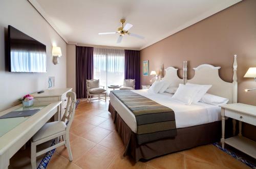 Habitación Doble Superior del hotel Barceló Marbella. Foto 2