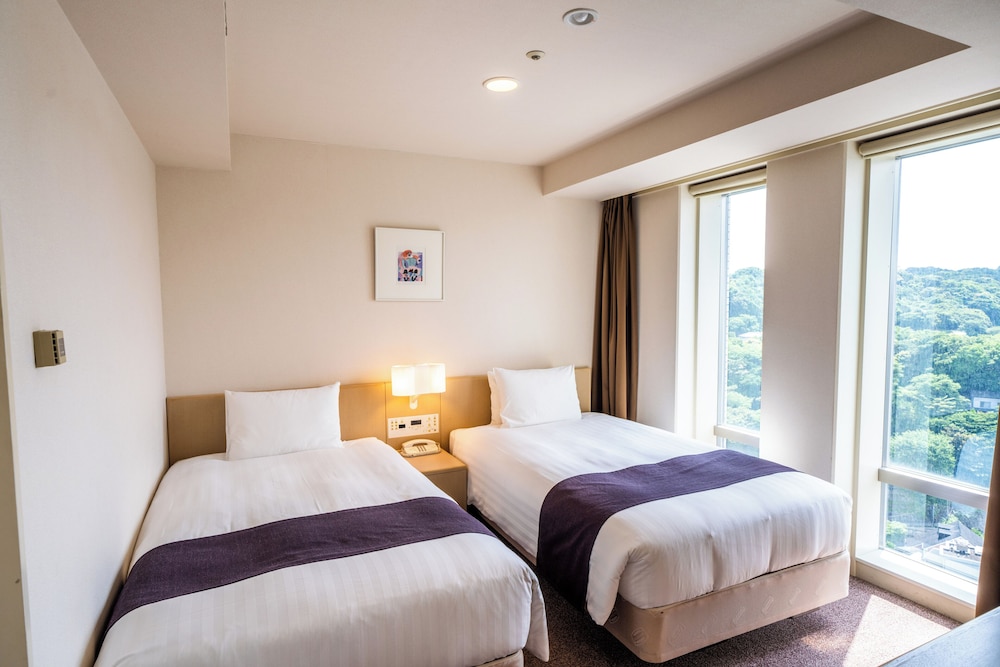 Habitación Estándar con 2 camas individuales - No fumadores del hotel Mercure Yokosuka. Foto 2