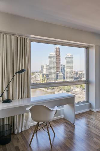 Habitación Premium con vistas al río del hotel Almarena Madero Urbano. Foto 3