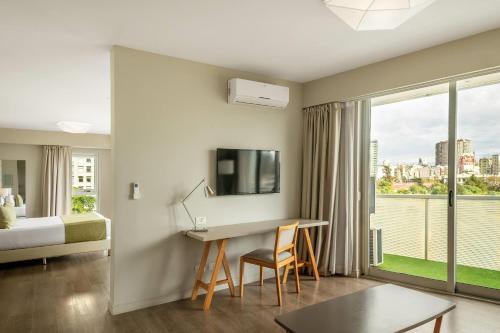 Suite Doble Executive - para no fumadores del hotel Dazzler By Wyndham Buenos Aires Polo. Foto 4