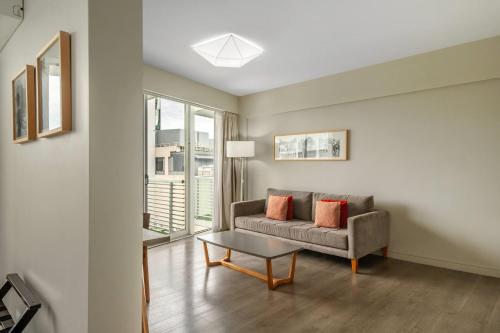 Suite Doble Executive - para no fumadores del hotel Dazzler By Wyndham Buenos Aires Polo. Foto 6