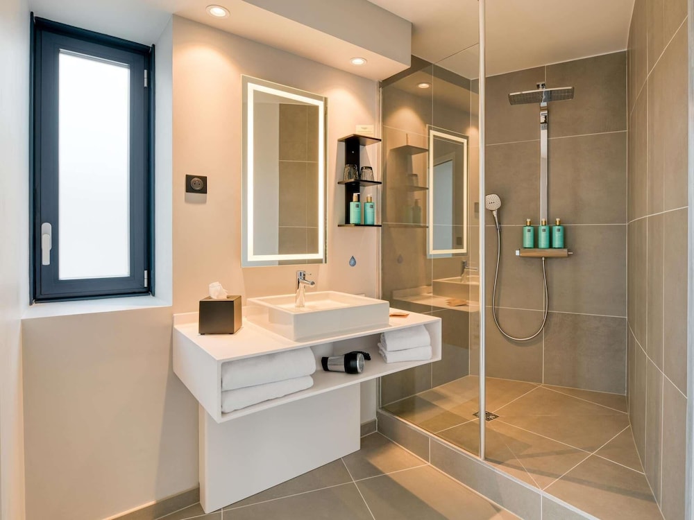 Habitación ejecutiva, 1 cama doble del hotel Novotel Paris Centre Bercy. Foto 5