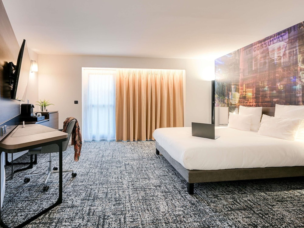 Habitación ejecutiva, 1 cama de matrimonio, balcón del hotel Novotel Paris Centre Bercy. Foto 3
