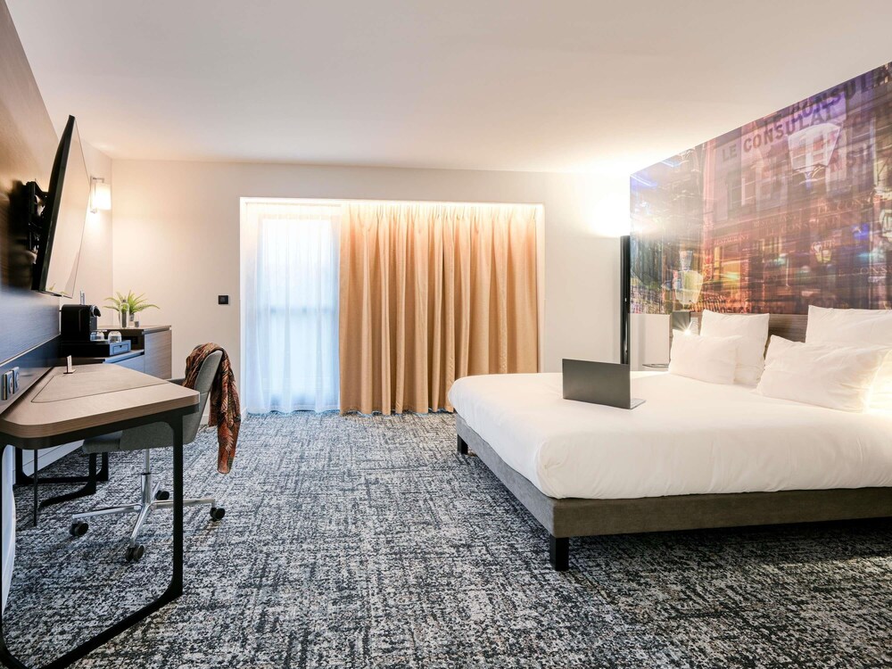 Habitación ejecutiva, 1 cama de matrimonio, balcón del hotel Novotel Paris Centre Bercy. Foto 6