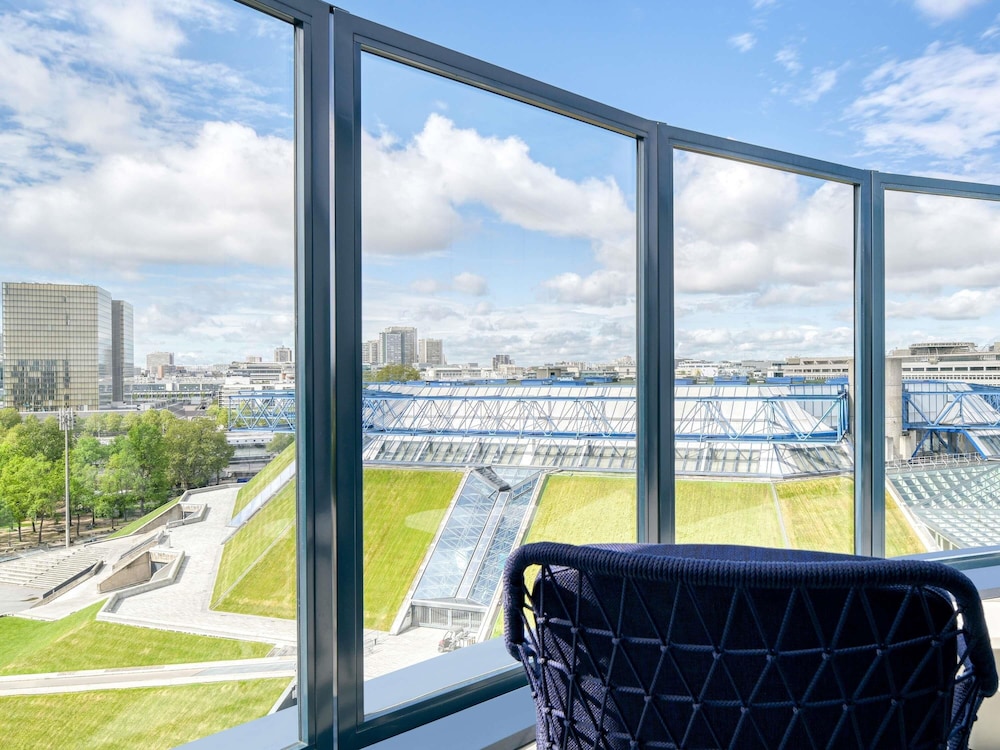 Suite junior, 1 cama doble del hotel Novotel Paris Centre Bercy. Foto 7
