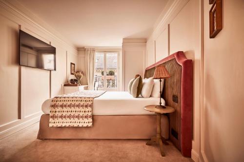 Habitación Doble Deluxe con balcón del hotel Maison Monceau. Foto 5