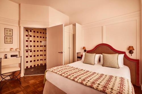 Habitación Doble en la planta baja del hotel Maison Monceau. Foto 2