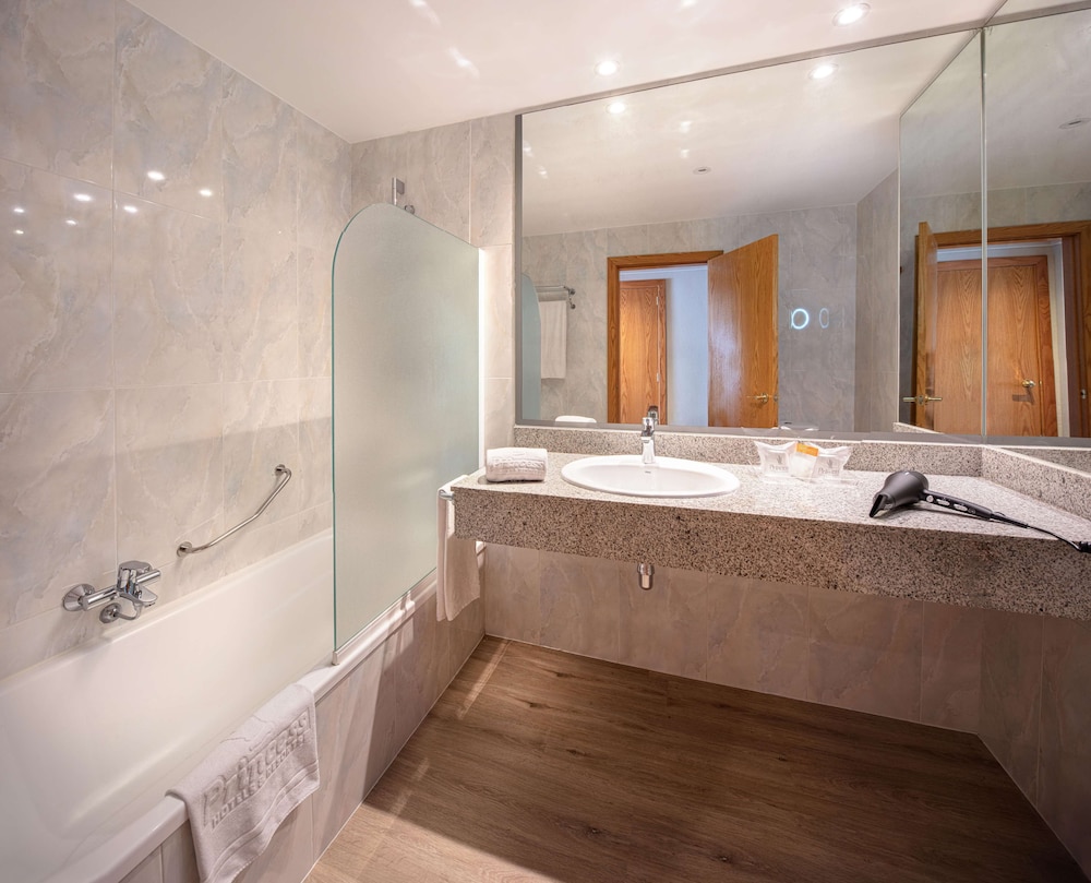 Habitación estándar doble del hotel Tabaiba Princess. Foto 4