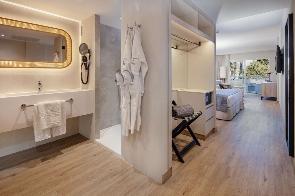 Habitación familiar del hotel Tabaiba Princess. Foto 3