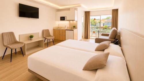 Executive con vistas al jardín del hotel Muthu La Perla Tenerife. Foto 3