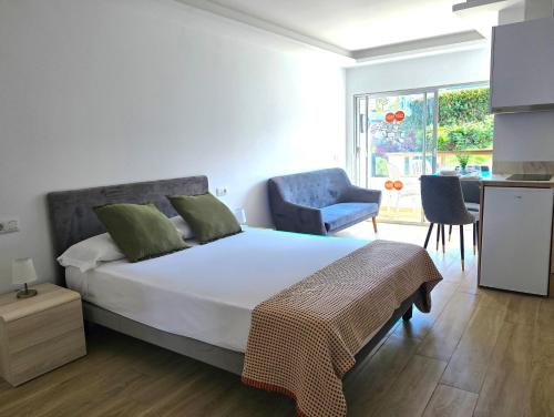 Habitación Doble Estándar del hotel Muthu La Perla Tenerife. Foto 2