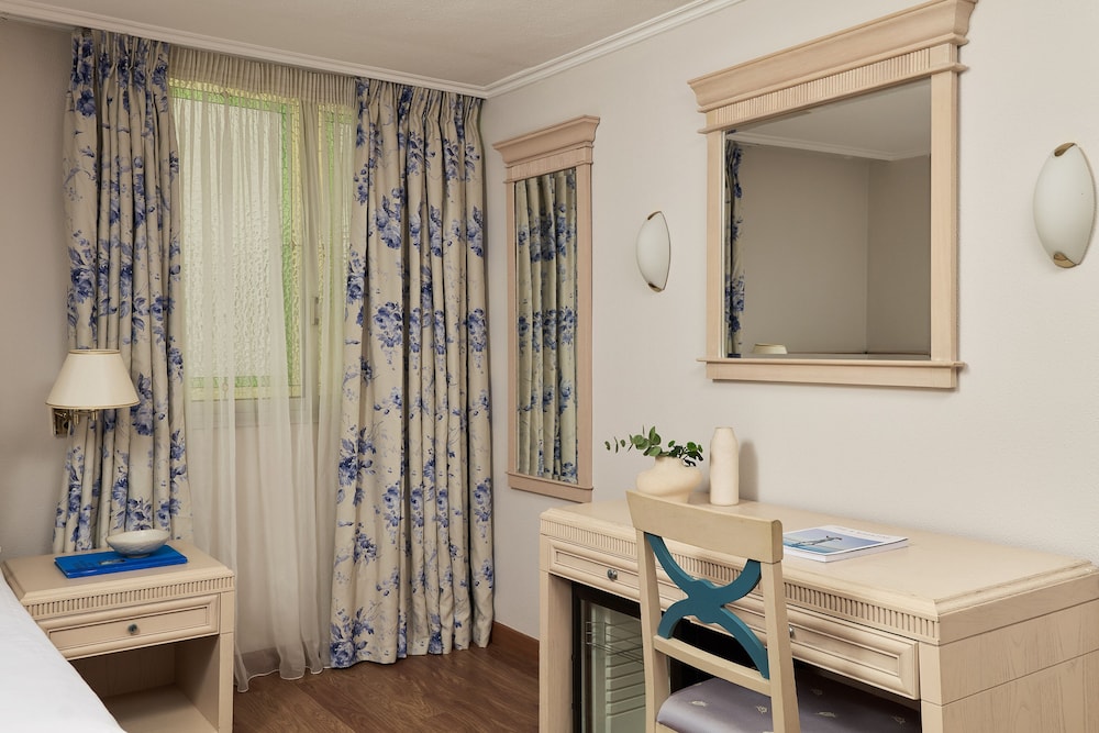 Standard Single del hotel Titania. Foto 1