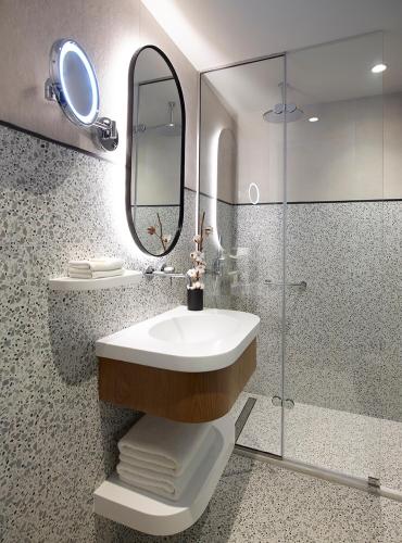 Habitación Premier del hotel Titania. Foto 4