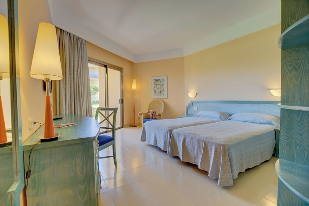 Habitación estándar doble del hotel SBH Costa Calma Beach Resort. Foto 3