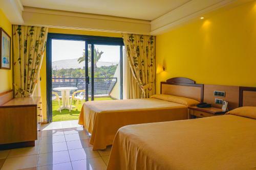 Habitación Doble del hotel Sbh Crystal Beach and Suites - Adults Only. Foto 1