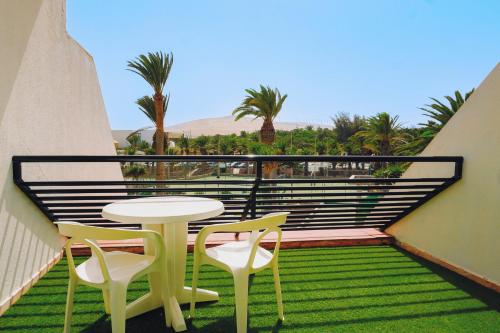 Habitación Doble del hotel Sbh Crystal Beach and Suites - Adults Only. Foto 3