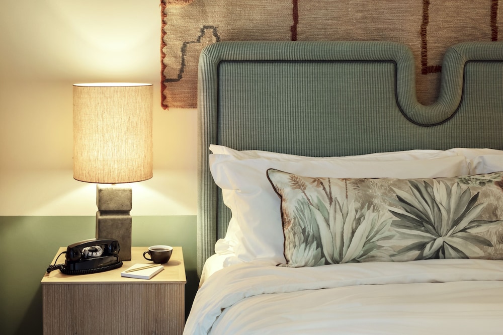 Habitación, 1 cama de matrimonio grande (Roomy) del hotel The Hoxton Poblenou