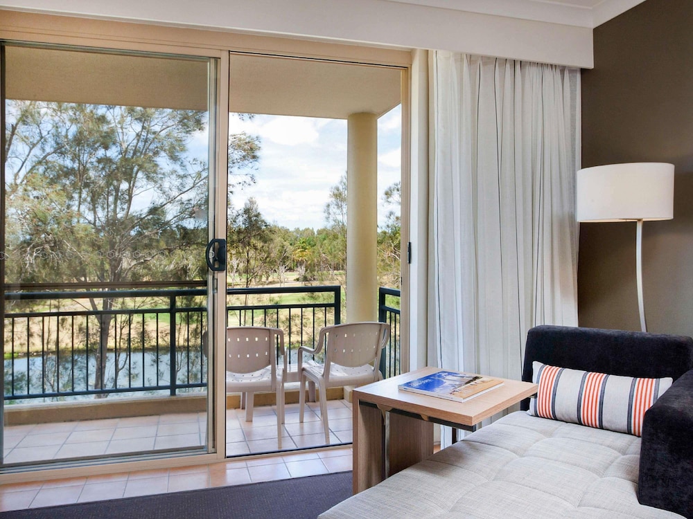 Habitación Clásica King del hotel Mercure Gold Coast Resort. Foto 9