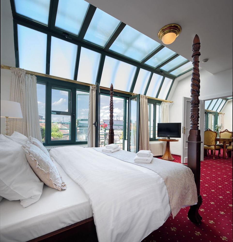 Suite Confort, 1 habitación del hotel Bologna