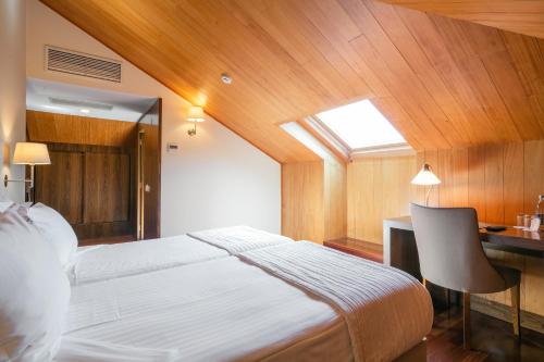 Habitación con 2 camas individuales - Ático del hotel Forte De São Francisco. Foto 9