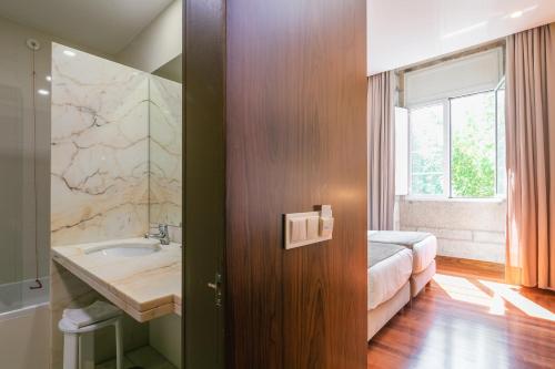Habitación Doble Estándar - 2 camas del hotel Forte De São Francisco. Foto 6