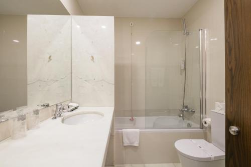 Habitación Doble Estándar - 2 camas del hotel Forte De São Francisco. Foto 10