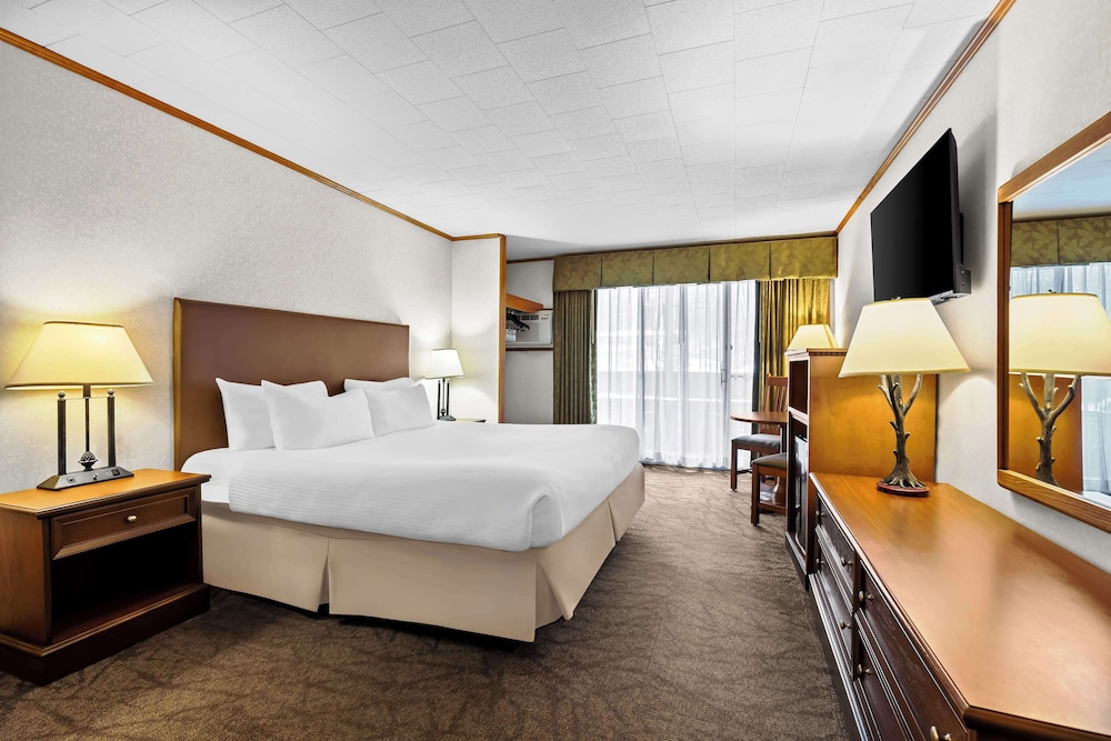 Habitación estándar, 1 cama de matrimonio grande, no fumadores, frigorífico y microondas (1st Floor) del hotel Best Western Adirondack Inn