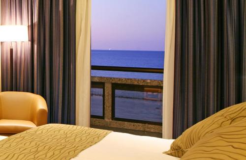 Suite Corporate del hotel Crowne Plaza Limassol, An Ihg. Foto 3