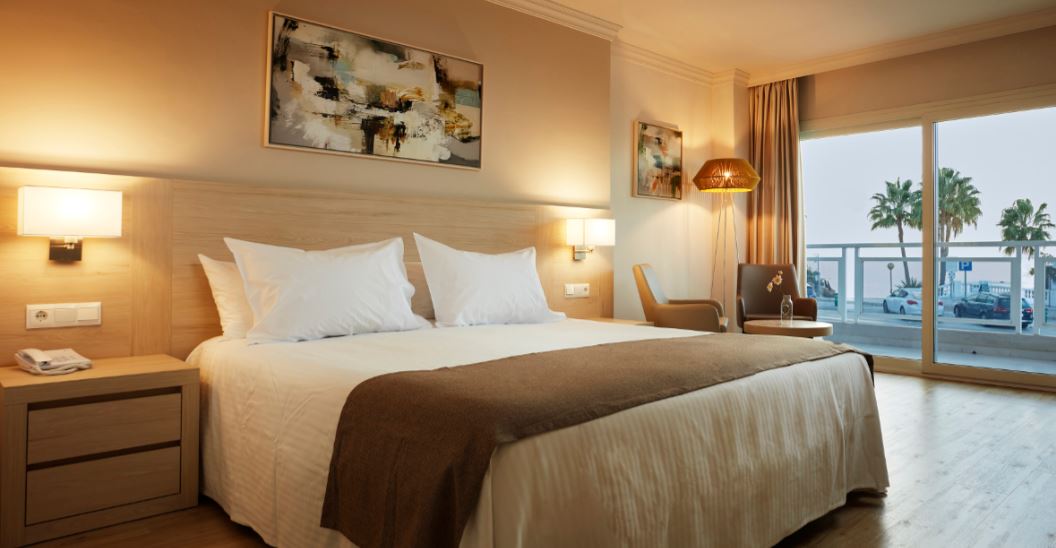 Habitación doble Superior del hotel Las Arenas, Affiliated By Meliá