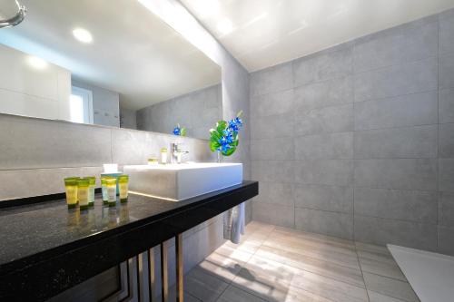 Suite Familiar del hotel Aqua Suites. Foto 11