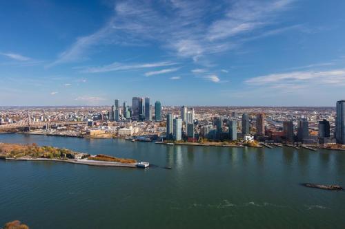 Duplex One - Bedroom Queen Suite del hotel Millennium Hilton New York One UN Plaza. Foto 4