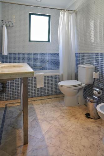 Suite Junior con balcón del hotel The Navigator- Palm Oasis Alvor