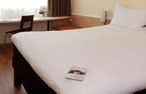 Habitación Doble Estándar del hotel Ibis Budapest City. Foto 11