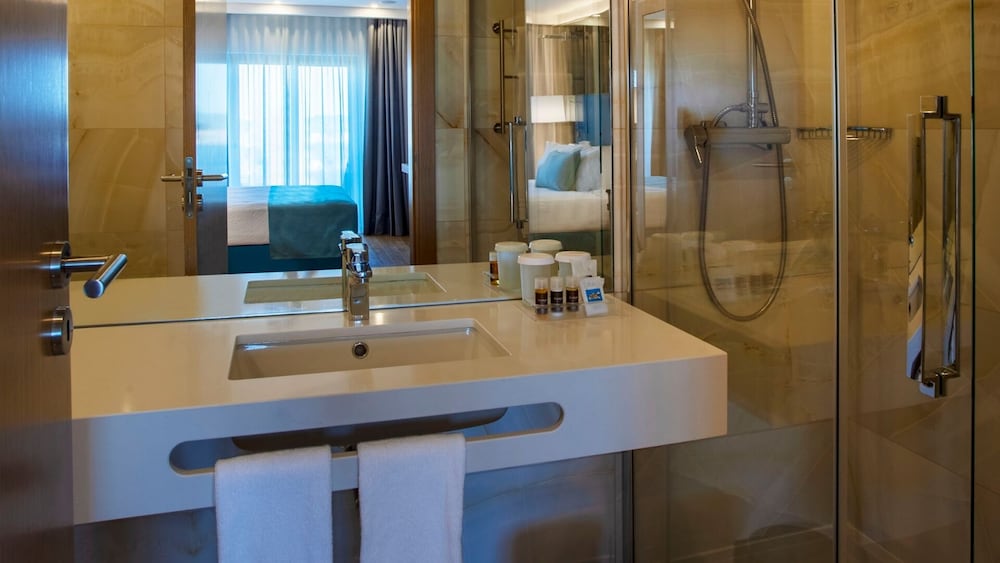 Suite Estándar del hotel Turim Presidente. Foto 16