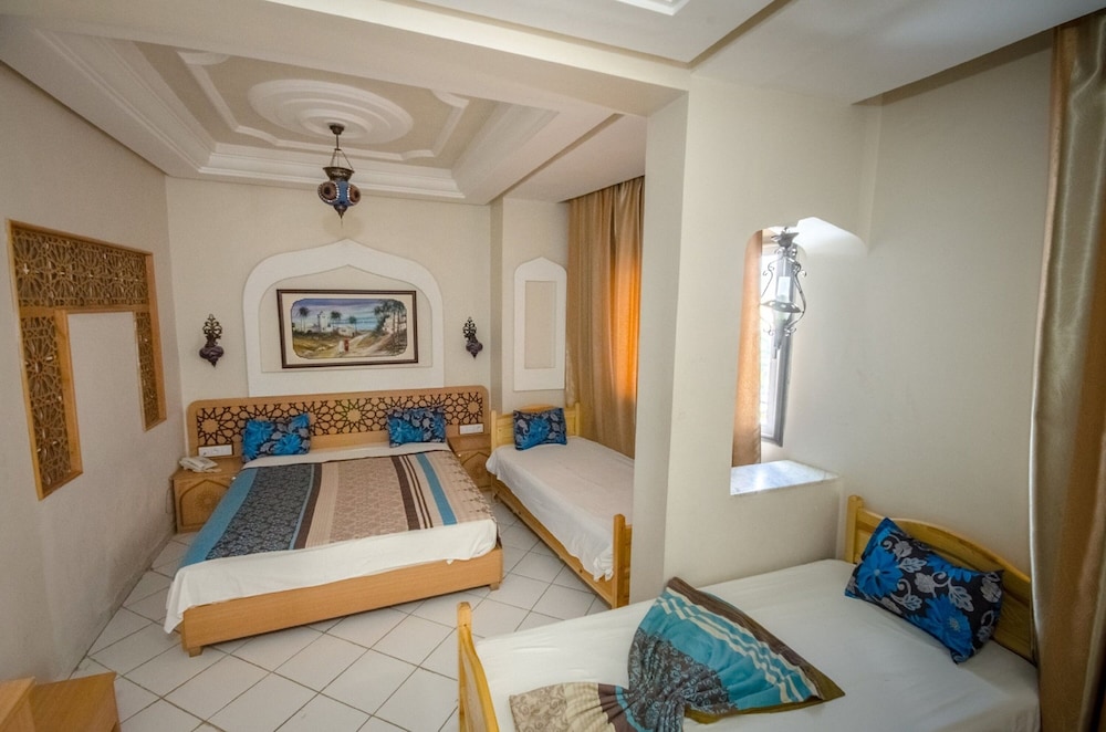 Suite Familiale del hotel Saheb Ettabaa. Foto 1