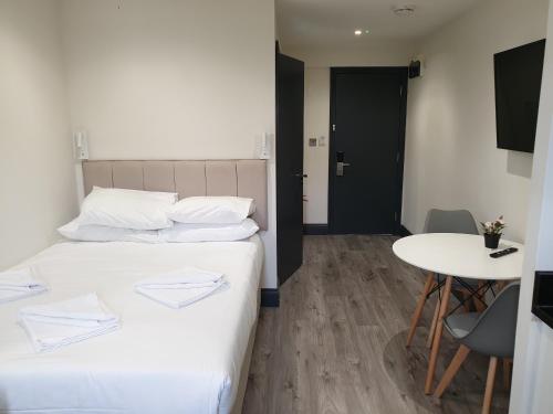 Estudio Doble Deluxe del hotel Hyde Park Superior Apartments. Foto 2
