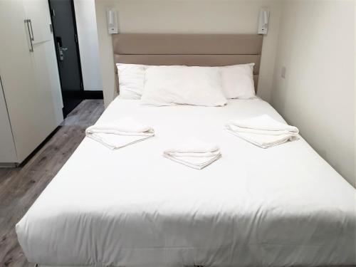 Estudio Triple del hotel Hyde Park Superior Apartments. Foto 8