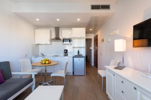 Apartamento de 1 dormitorio del hotel Don Diego. Foto 2