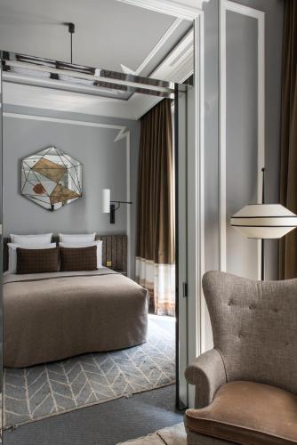 Suite Junior del hotel Nolinski Paris - Evok Collection